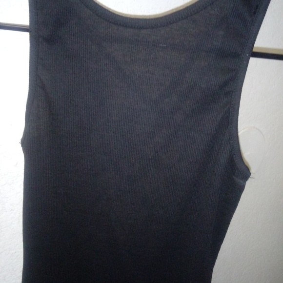 Black dress - Picture 3 of 3